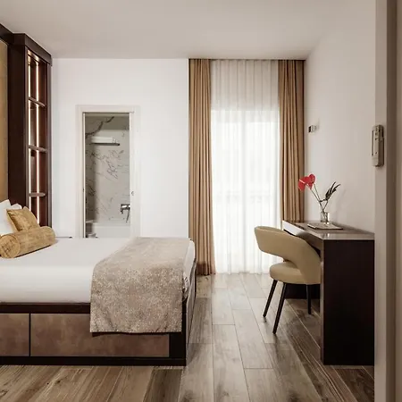 1926 Le Soleil & Szálloda