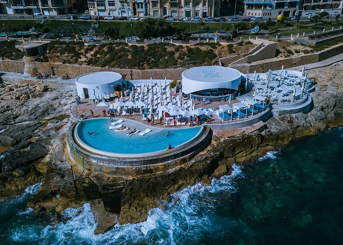 1926 Le Soleil & Слима