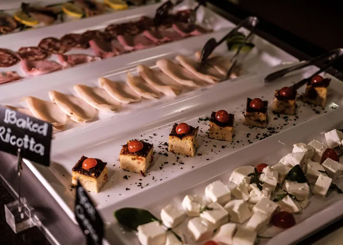 1926 Le Soleil & 4* Слима